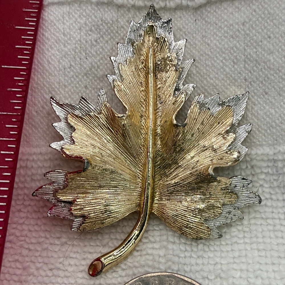 Sarah Coventry Two-Tone Gold and Silver Maple Leaf Brooch
